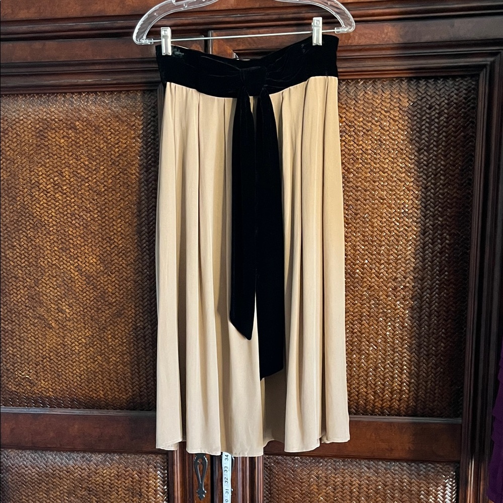 Anthropologie Black and Cream Midi Skirt
